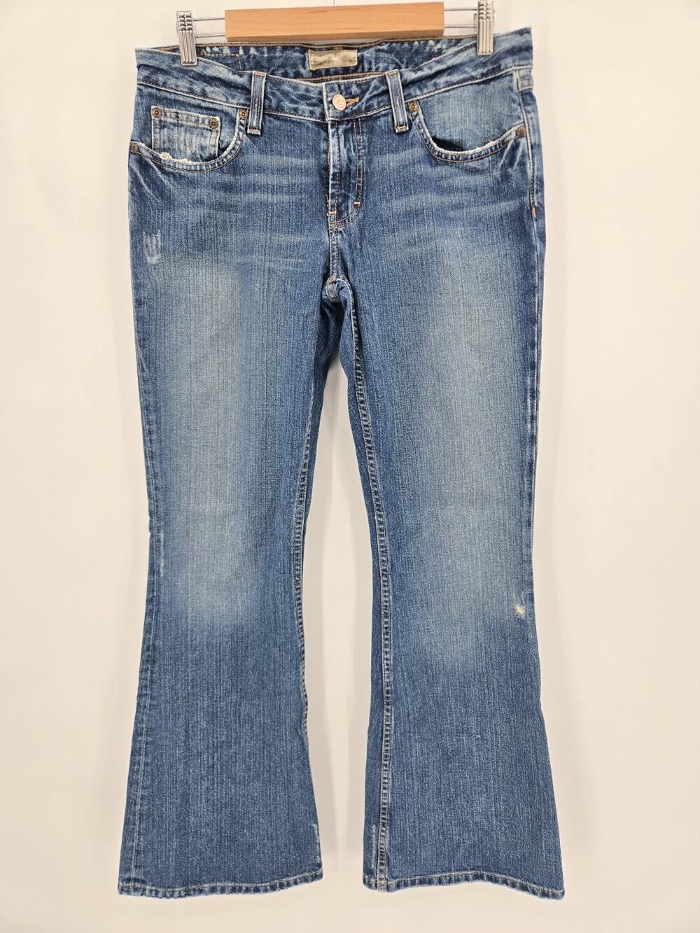 VTG Y2K Buckle BKE Star Denim Flare Low Rise Jeans Distressed Blue Size 31x31.5